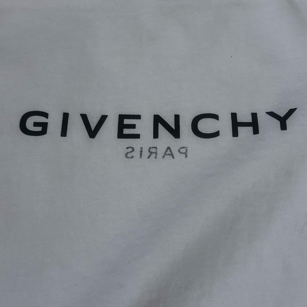 Givenchy White Tee with Black Logo - Picture 4 of 12